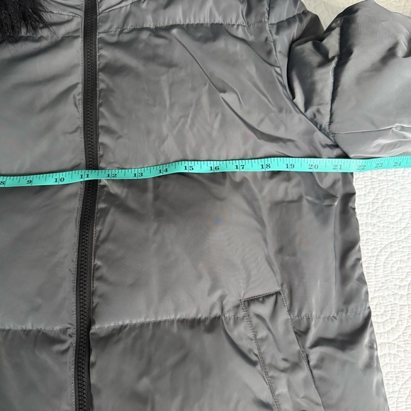 Dkny Gray Puffer Jacket with High Collar and Matte Finish - Picture 5 of 5